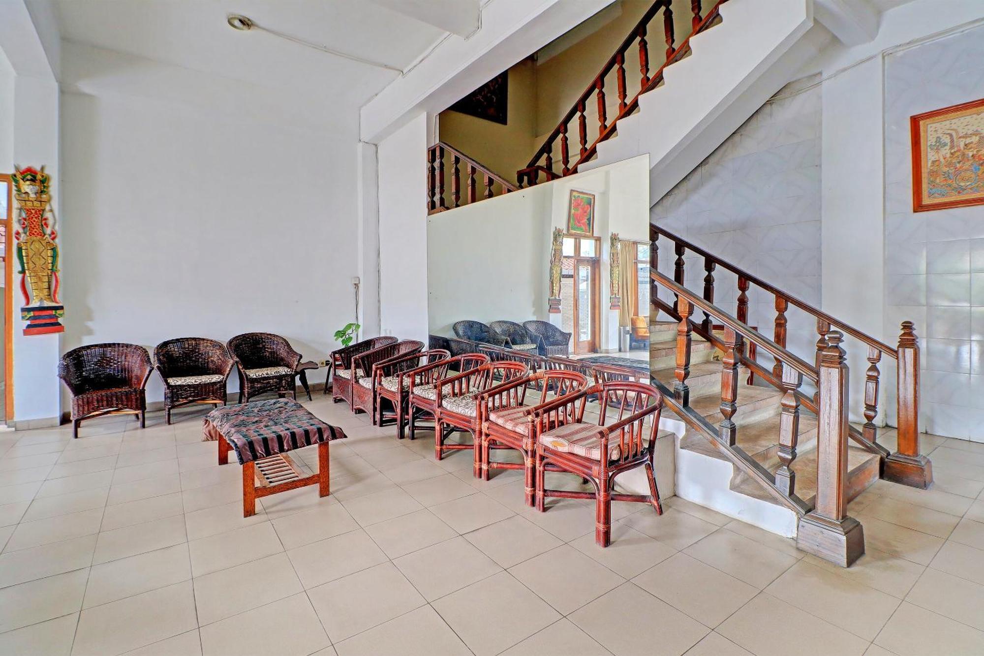 Super Oyo 91870 Warna Kedaton Denpasar Esterno foto