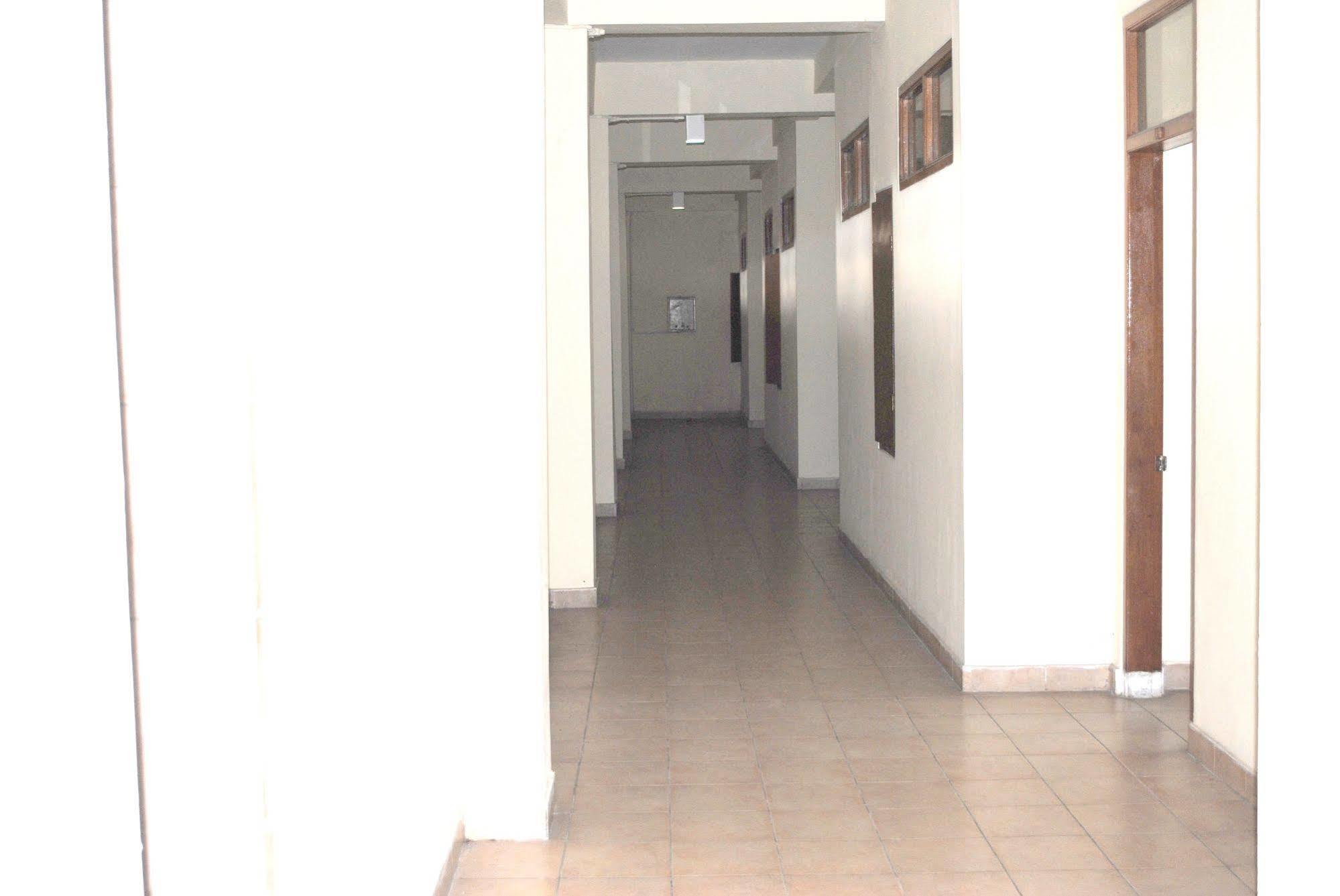 Super Oyo 91870 Warna Kedaton Denpasar Esterno foto